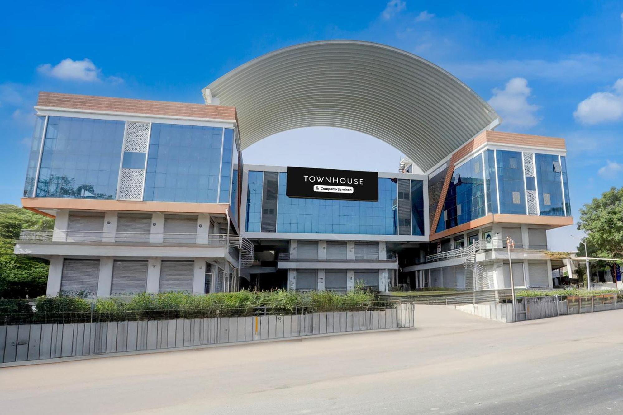 Super Townhouse Ambaji Formerly Hotel Kardhar Inn Exterior photo